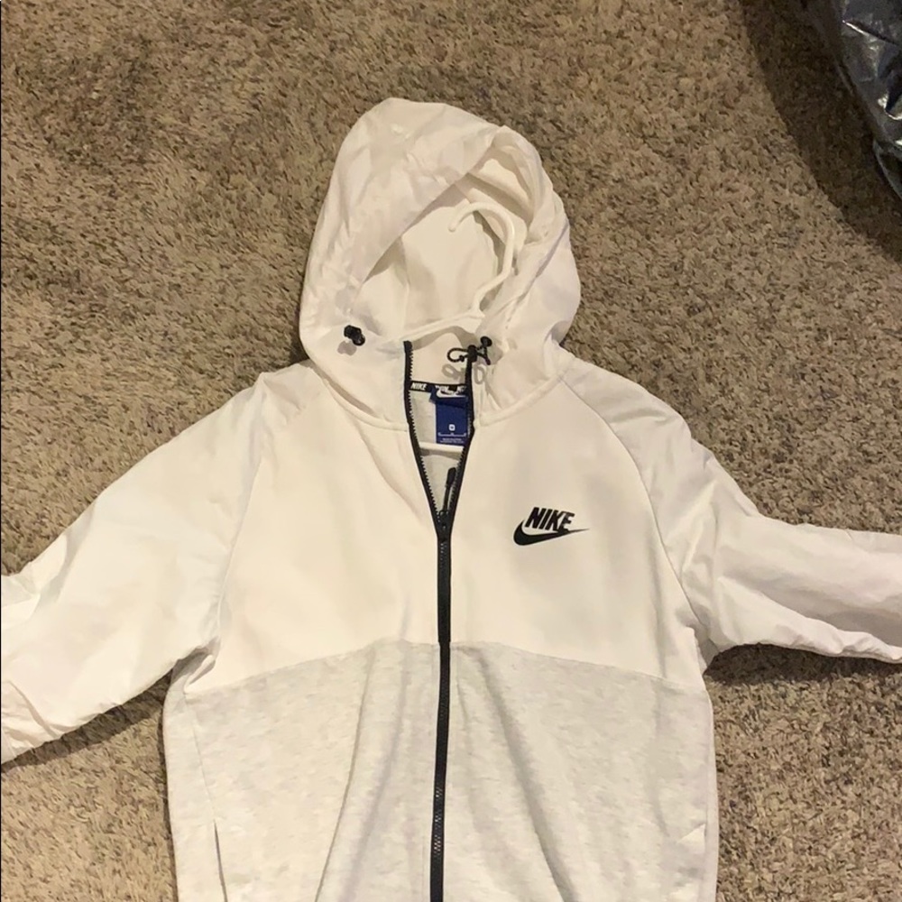 White Nike Jacket - Picture 1 of 4